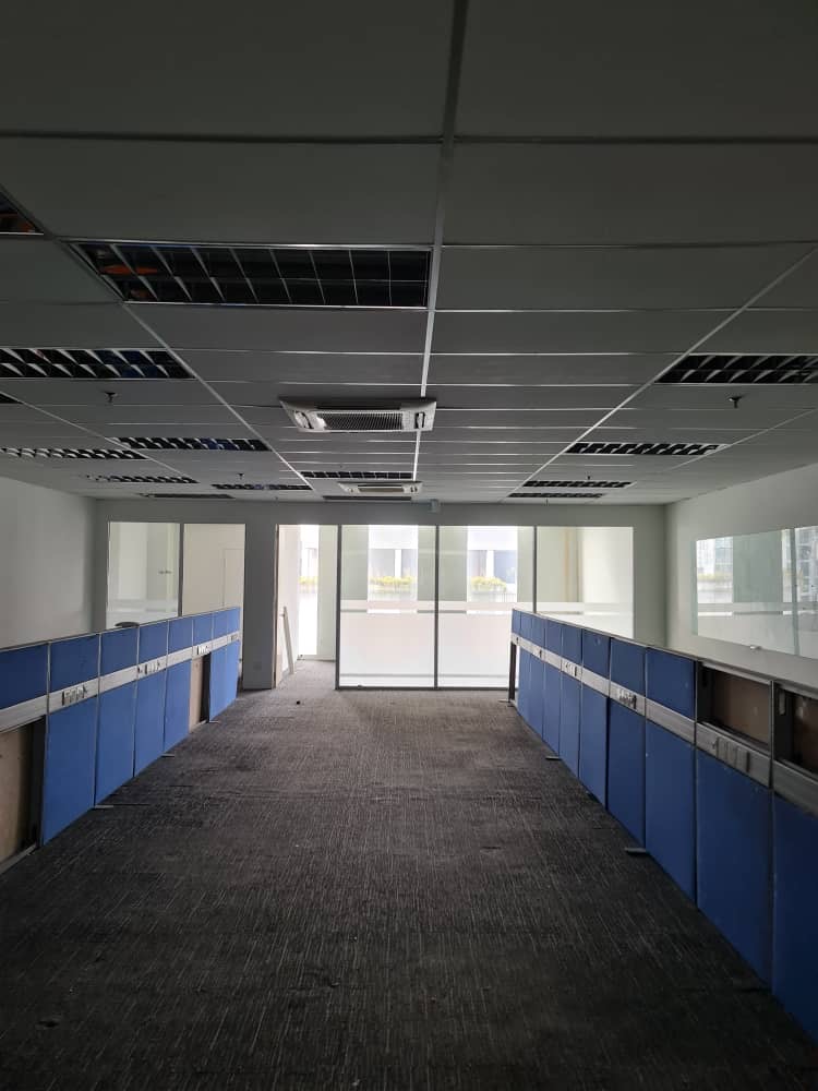 Sky Park @ One City USJ, Office