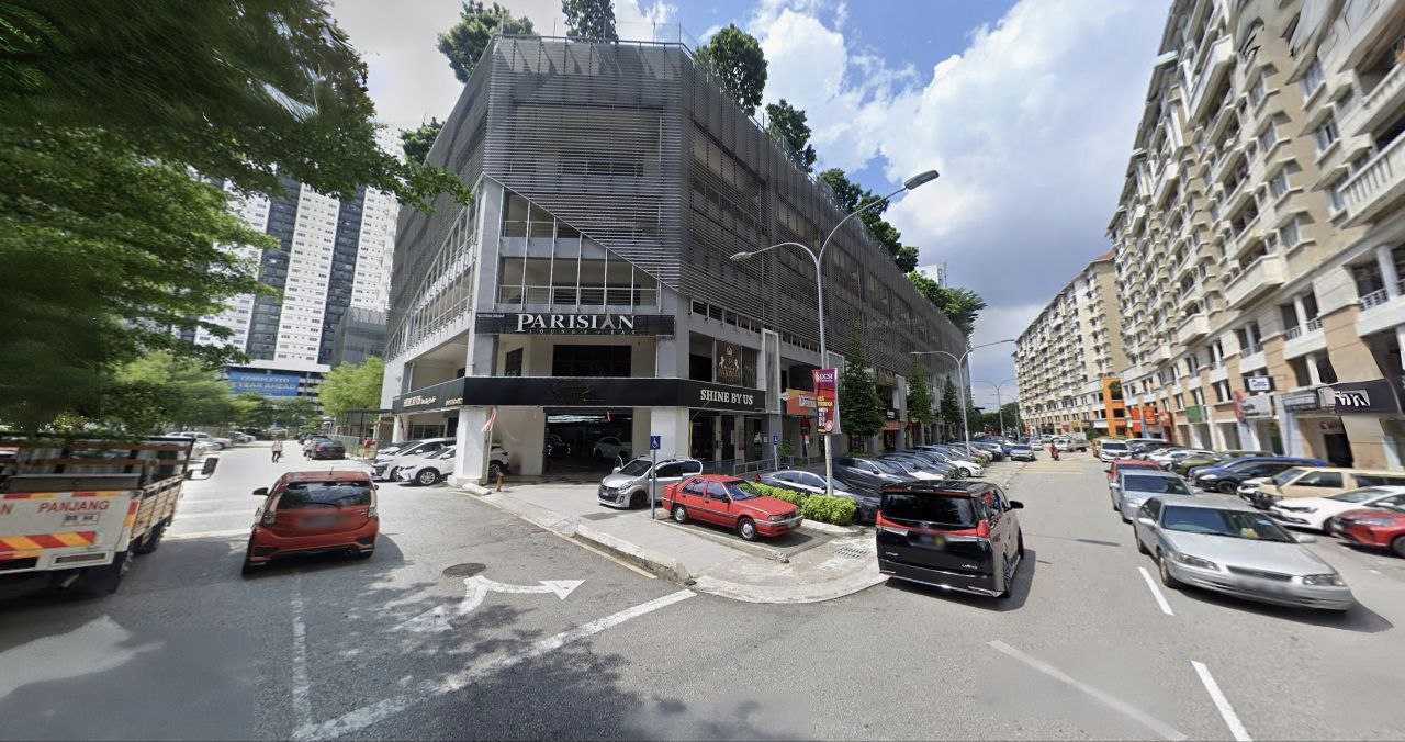 Metro Perdana Timur, Shop