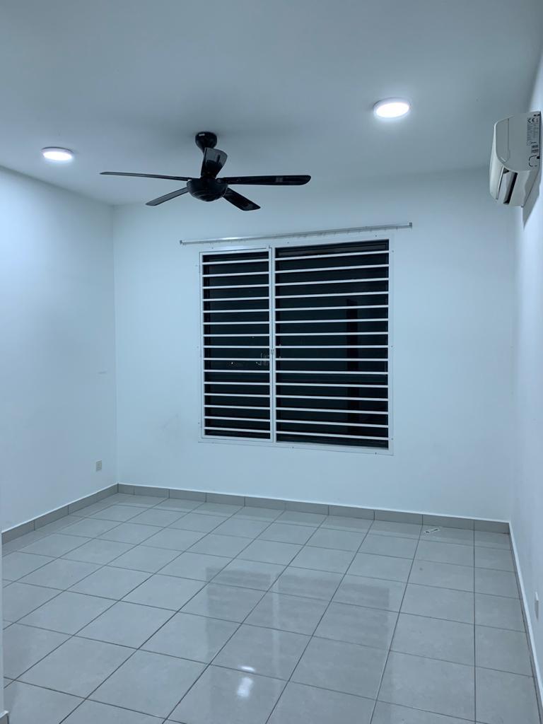 Condominium ivory residences Kajang Sinland Real Estate