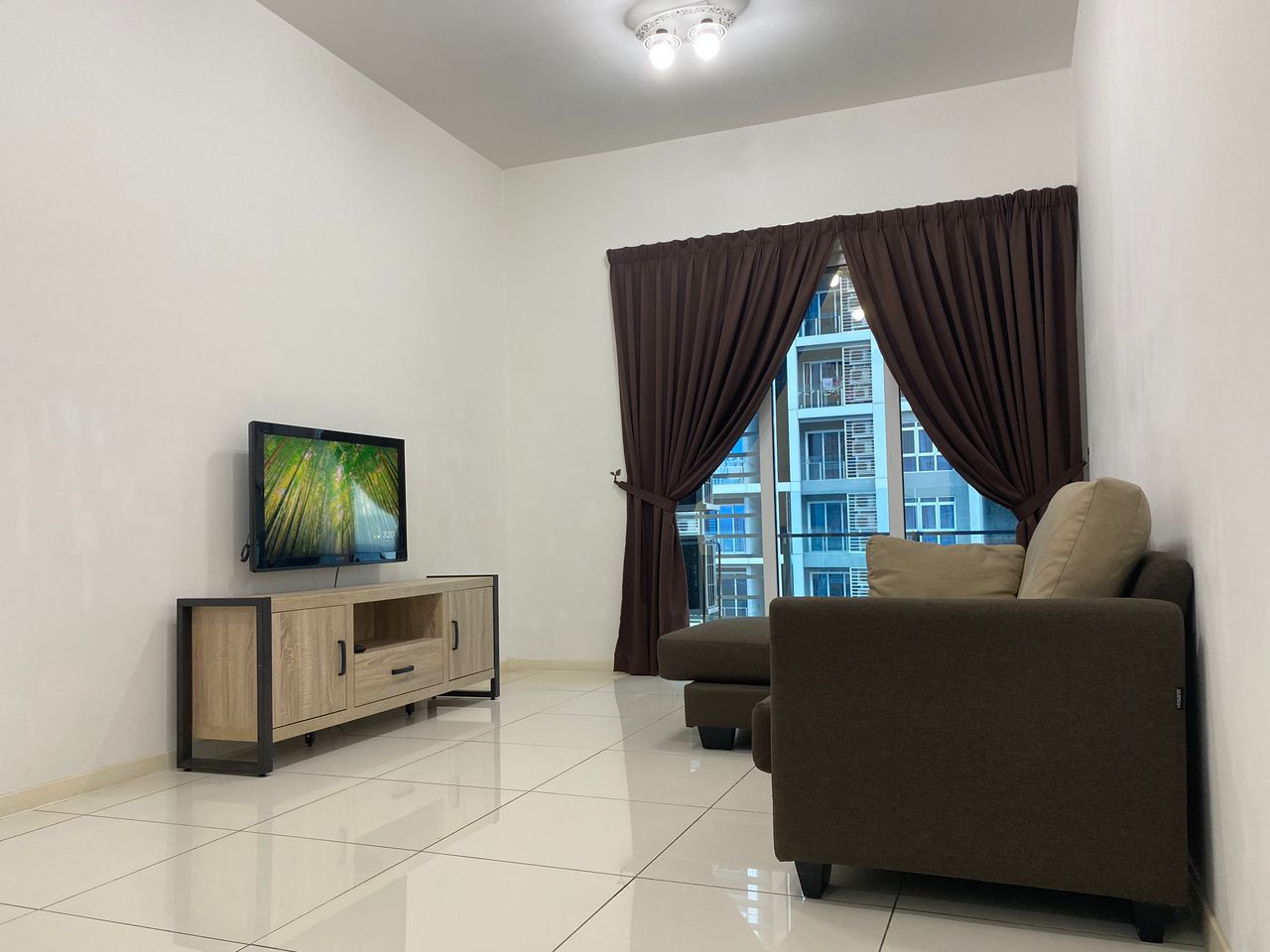 Eco Sky, Condominium