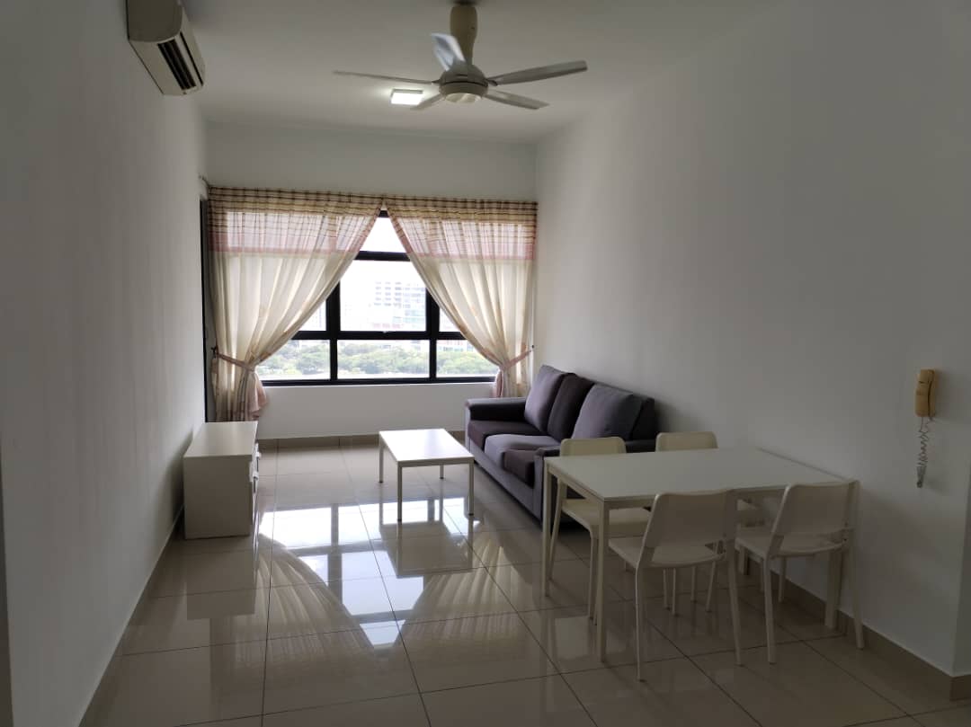 Lakeville Residence, Condominium