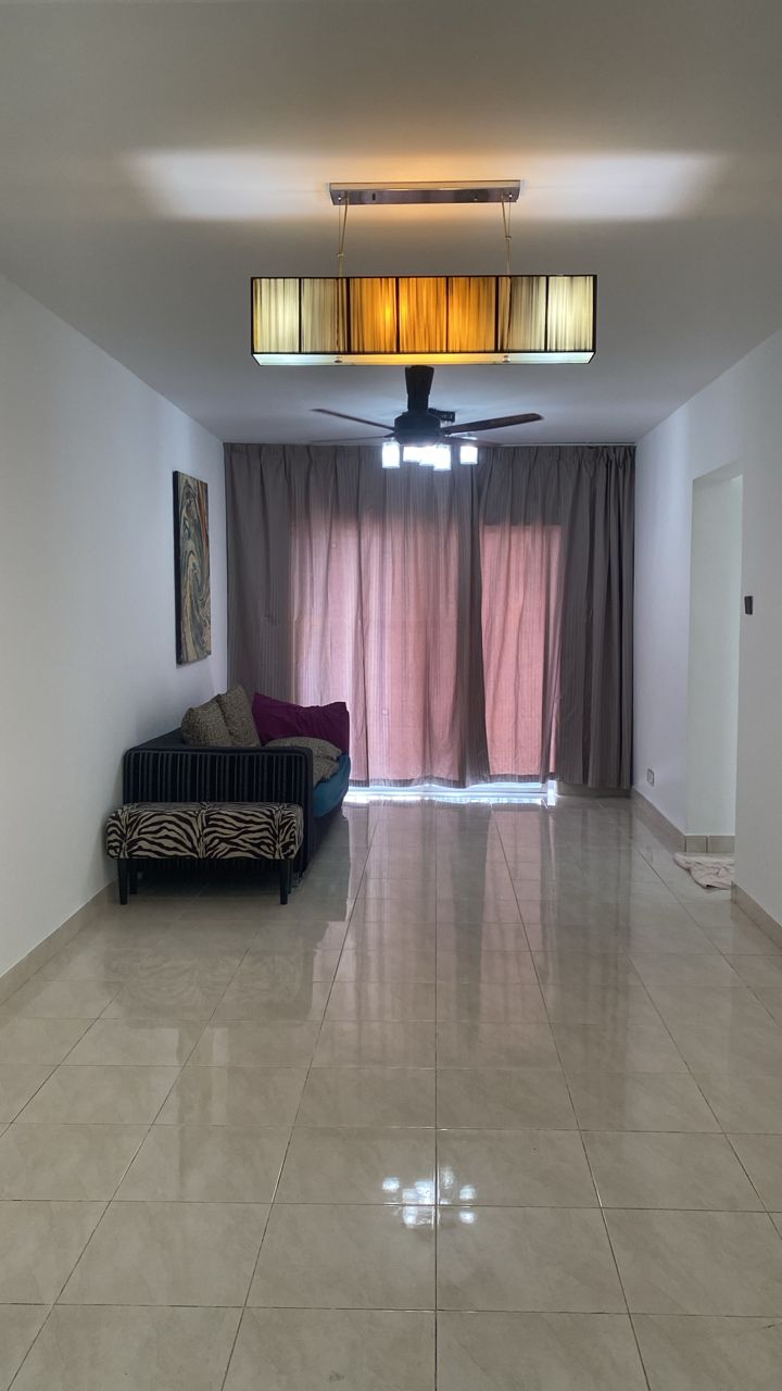 Anggun Puri, Condominium