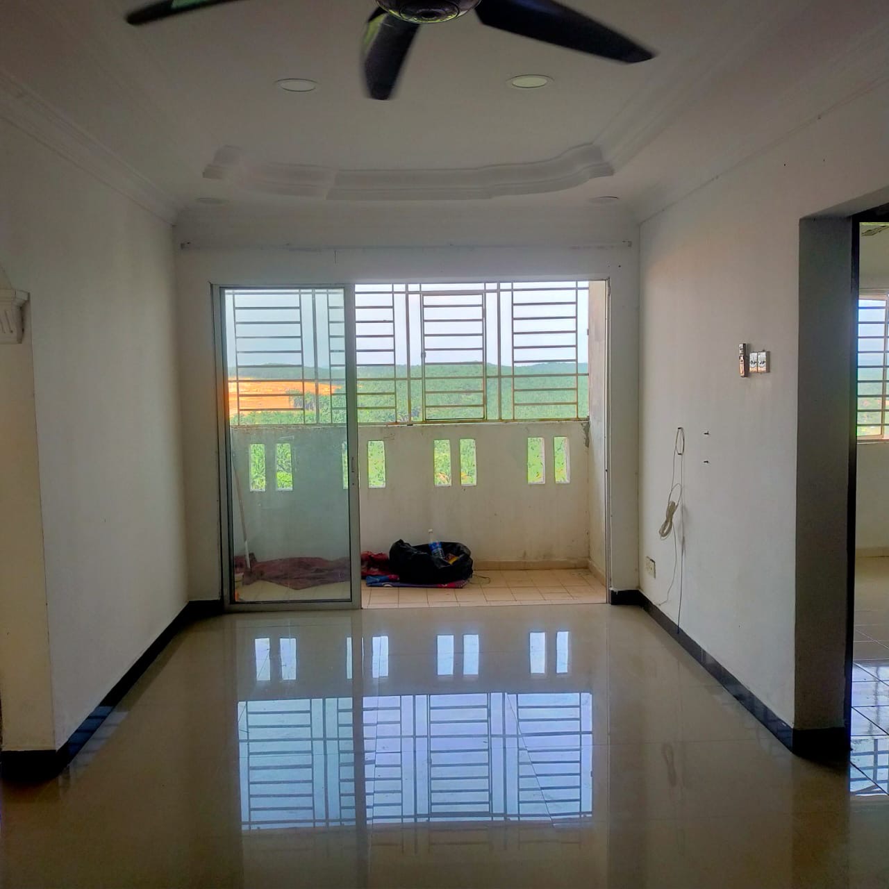 Laguna Biru 1, Condominium