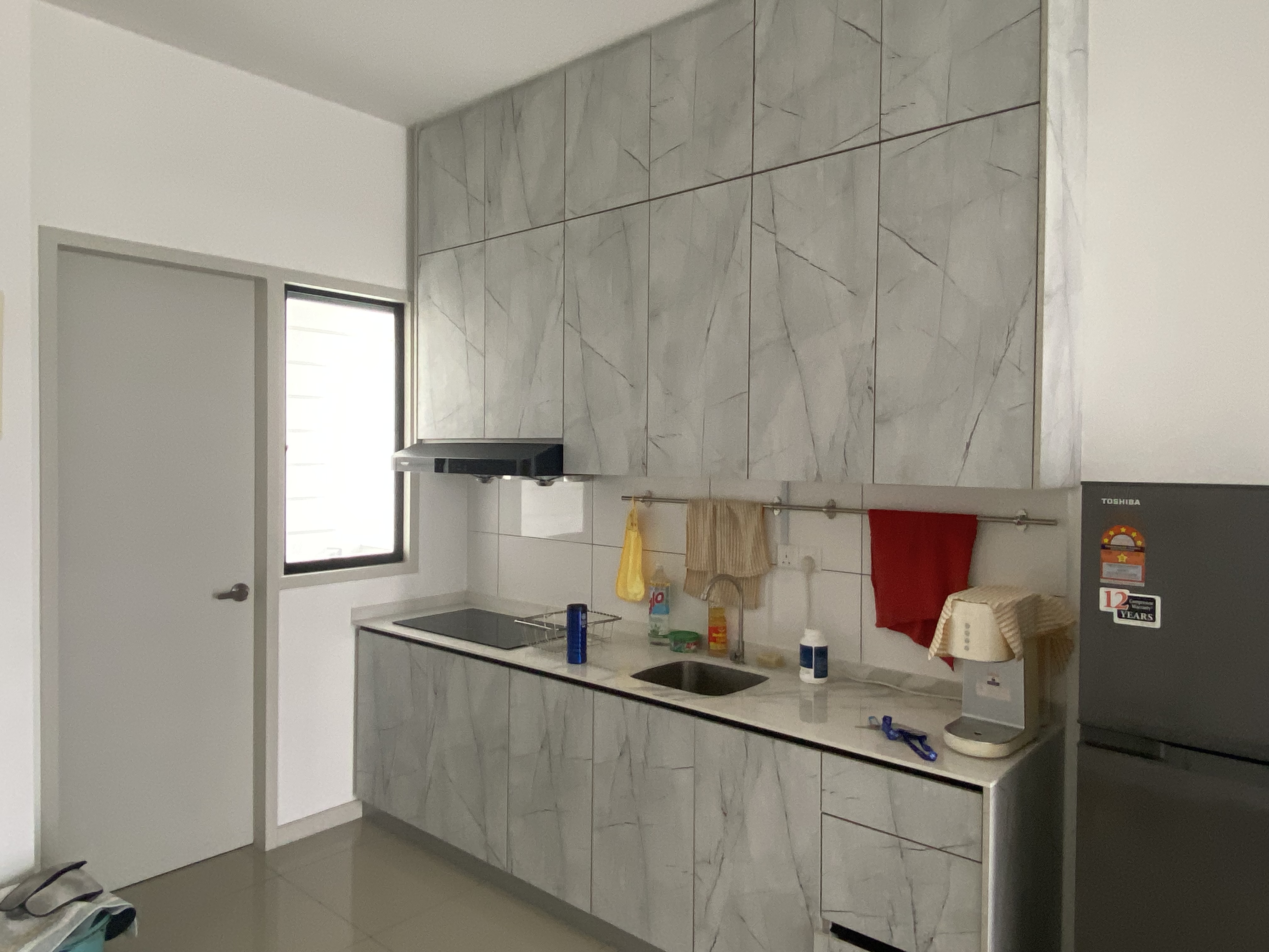 Savio Riana Dutamas, Condominium