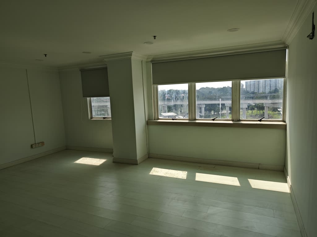 Kelana Centre Point, Office