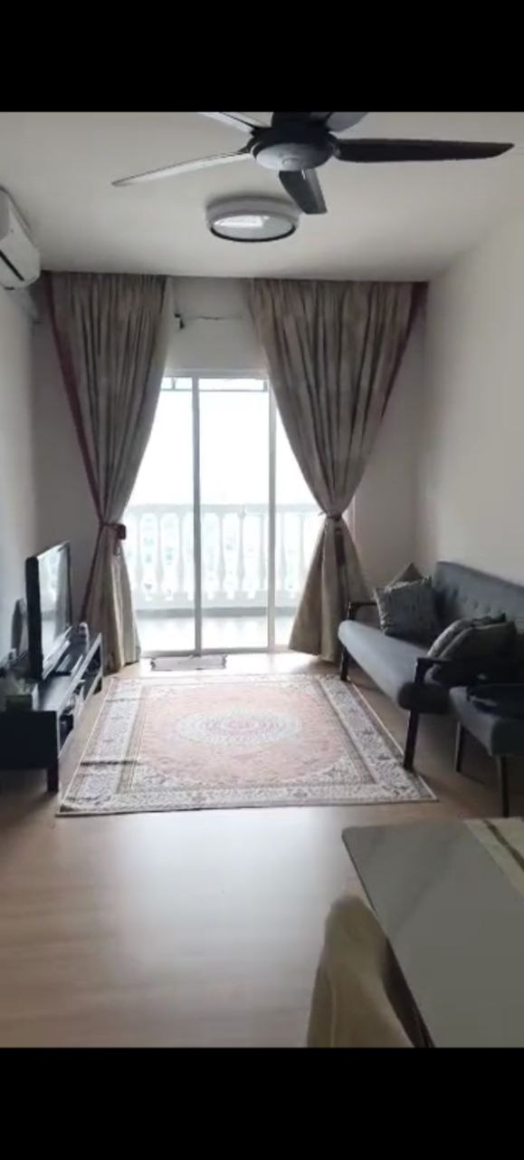 Tuan 2egacy, Condominium