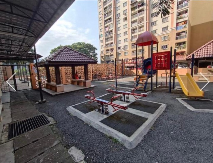 Apartment lakeview Selayang Sinland Real Estate