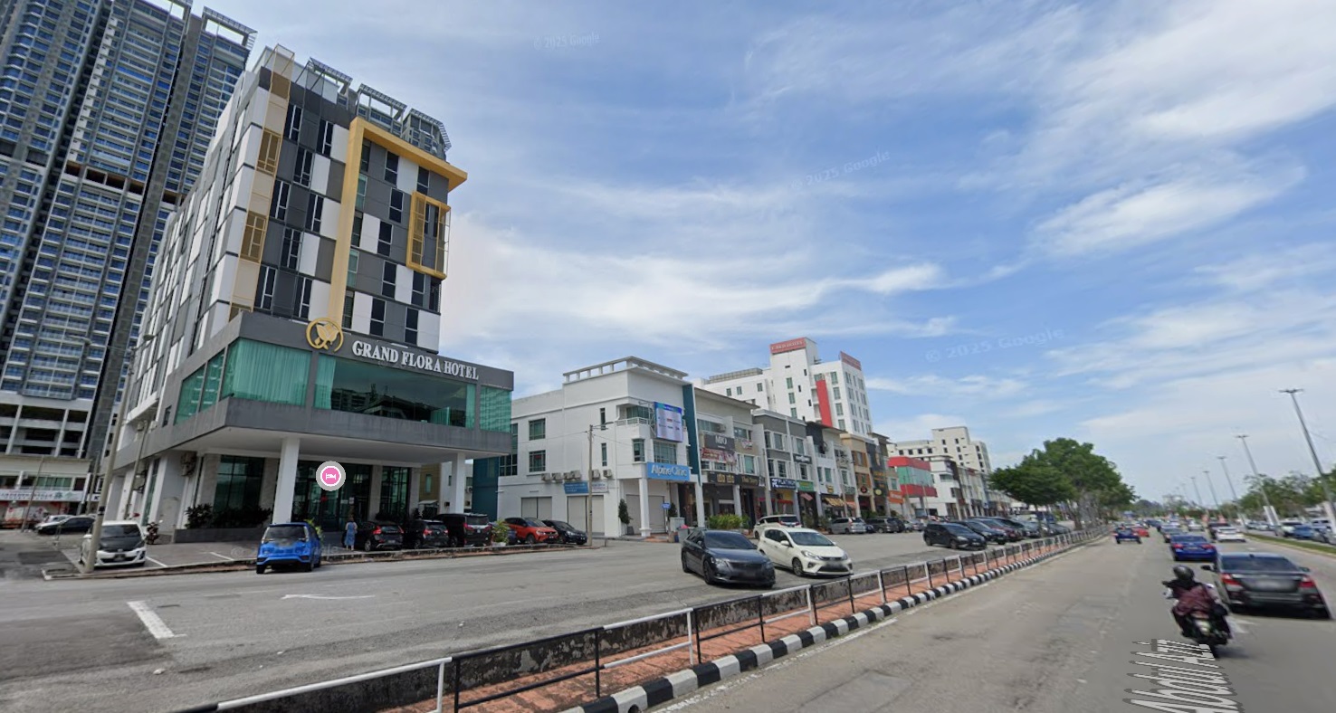 Taman Kota Laksamana, Hotel