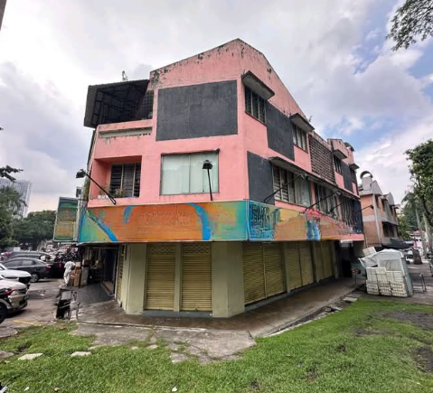 Taman Sri Rampai, Shop
