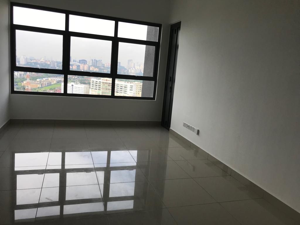 Lakeville Residence, Condominium