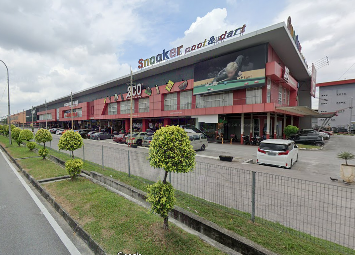 USJ 1 /20, Shop
