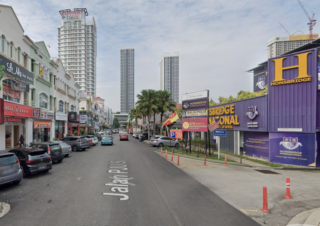 Petaling Jaya Commercial & Industrial, Shop