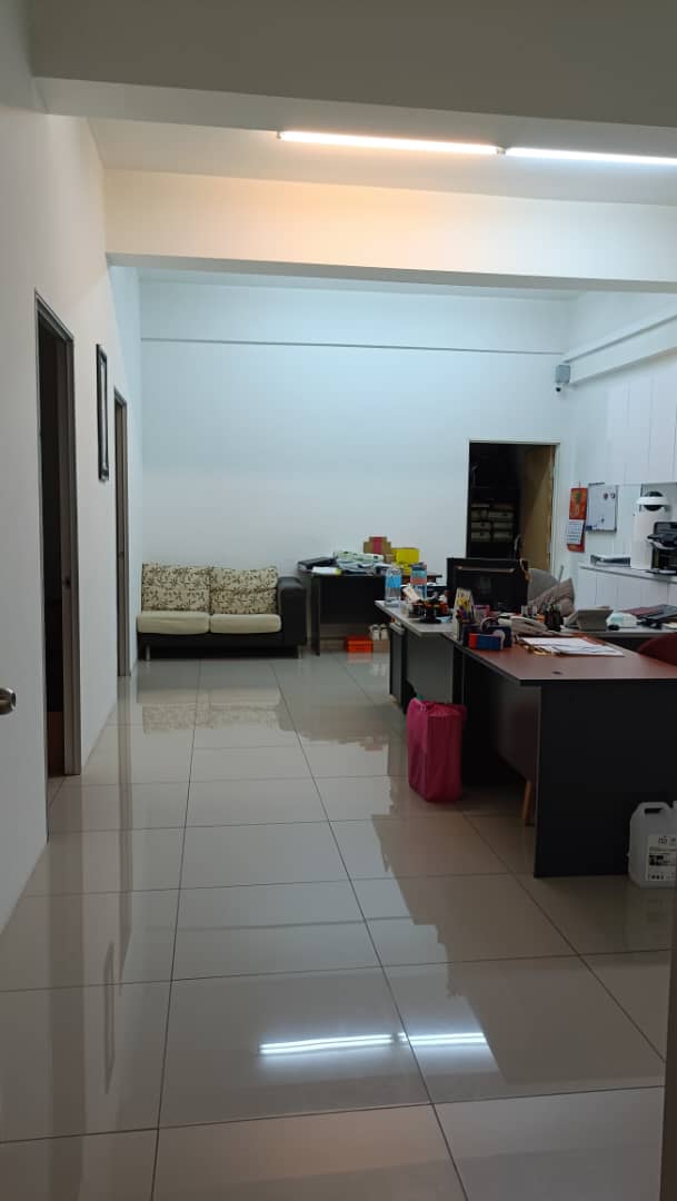Seri Gembira Avenue, Office