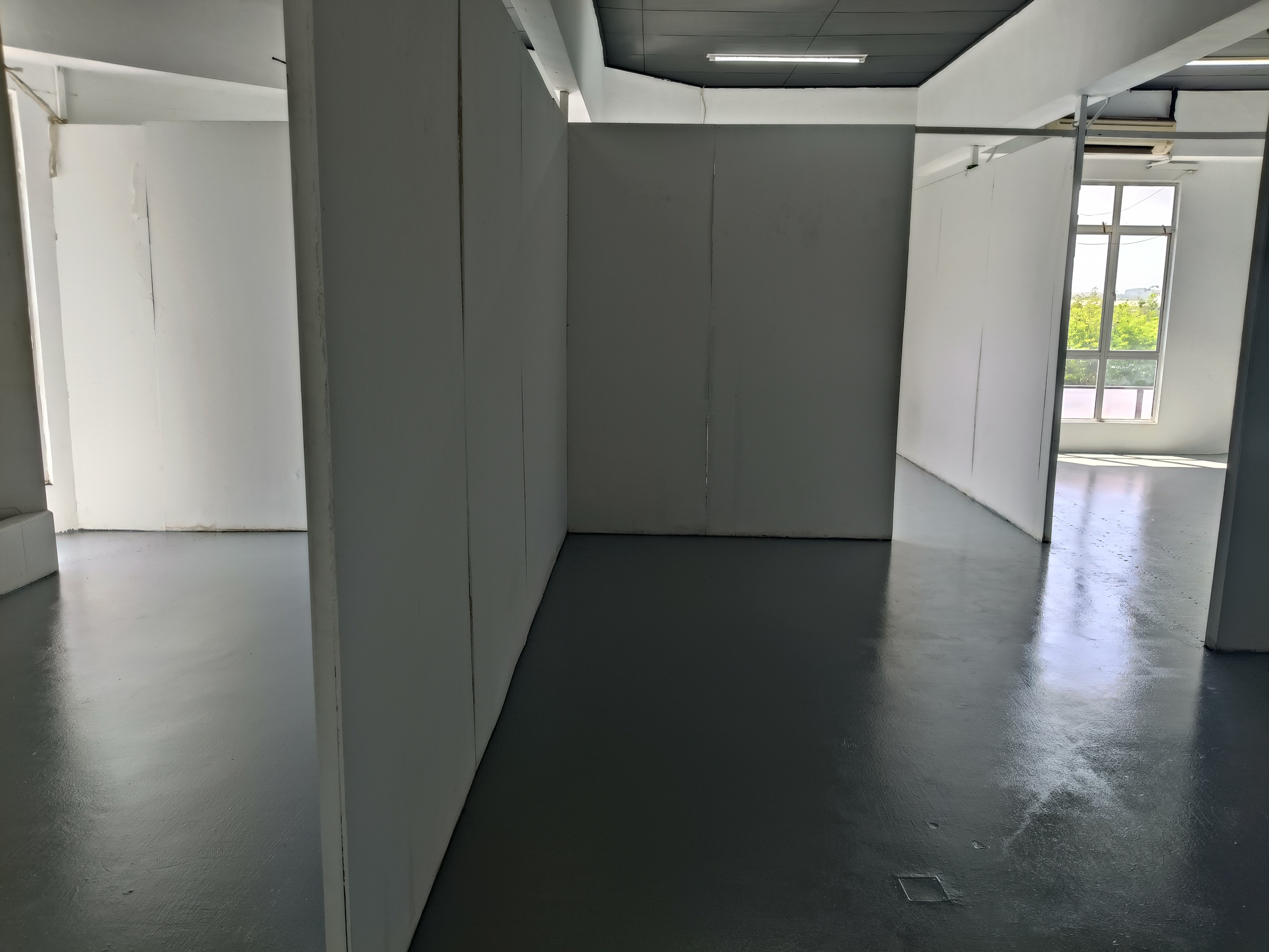 Subang Perdana, Shop