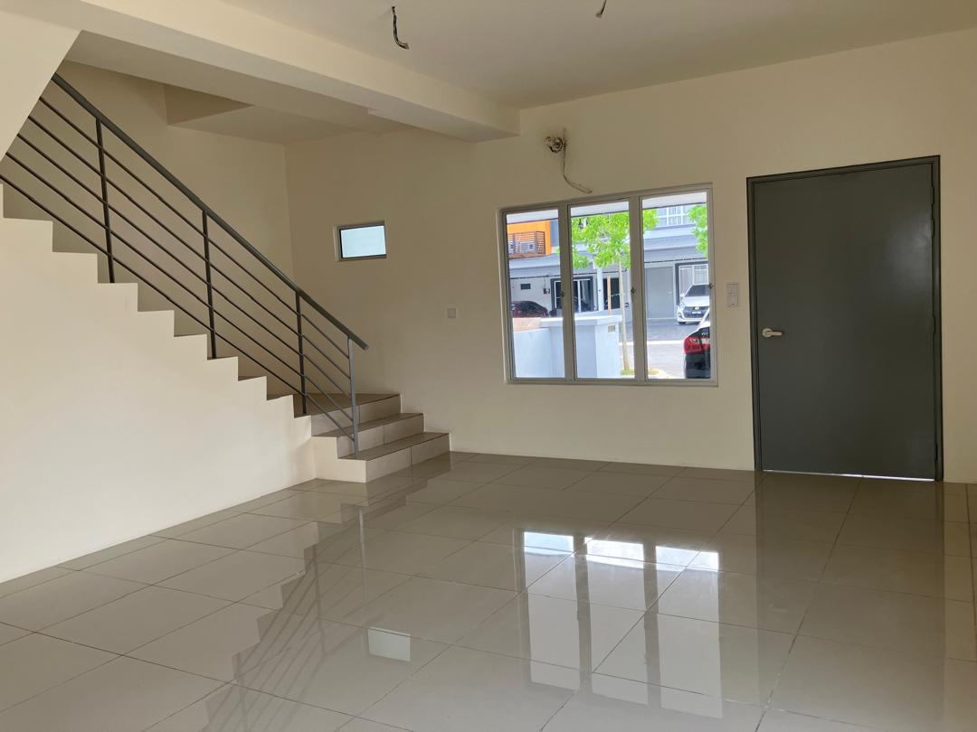 Ritma Perdana, Double Storey