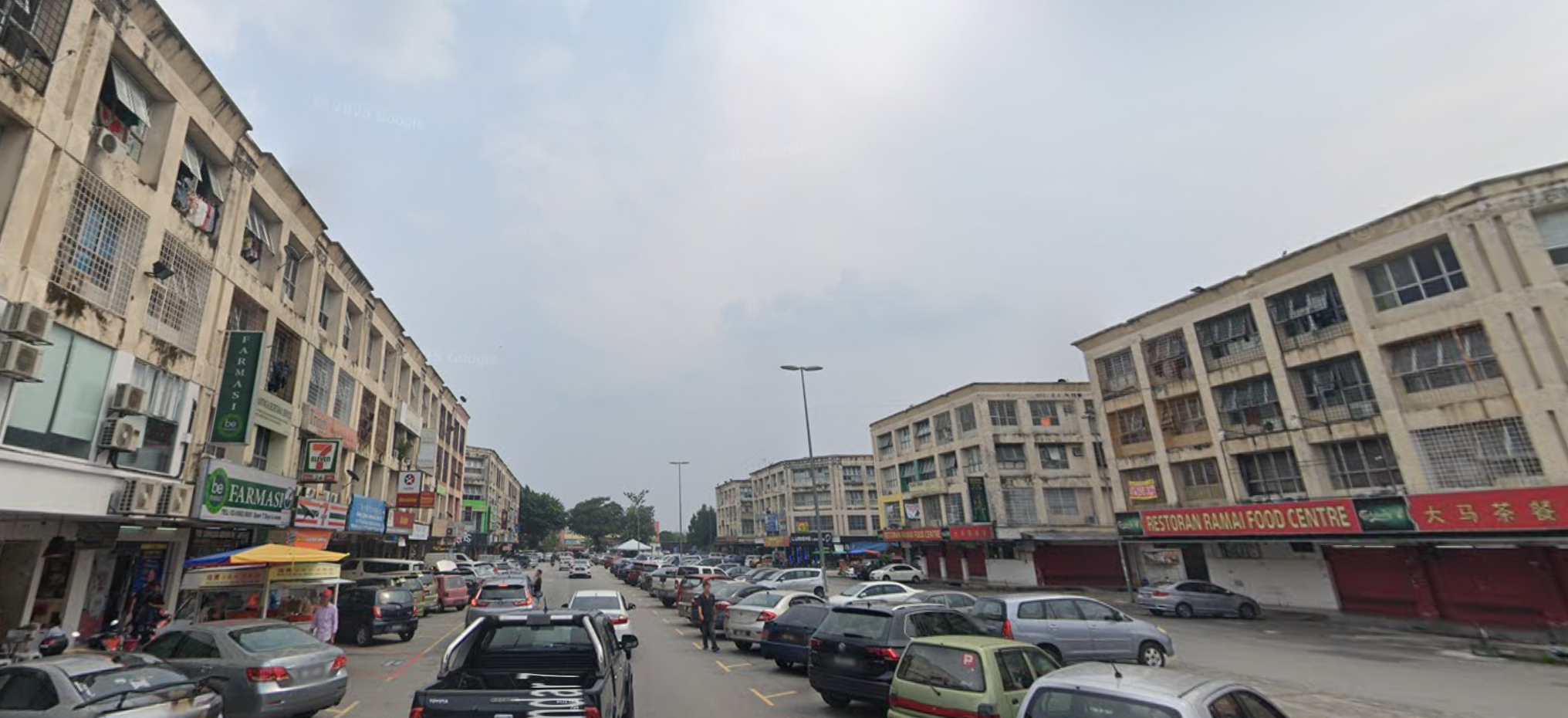 Pusat Bandar Puchopng, Shop