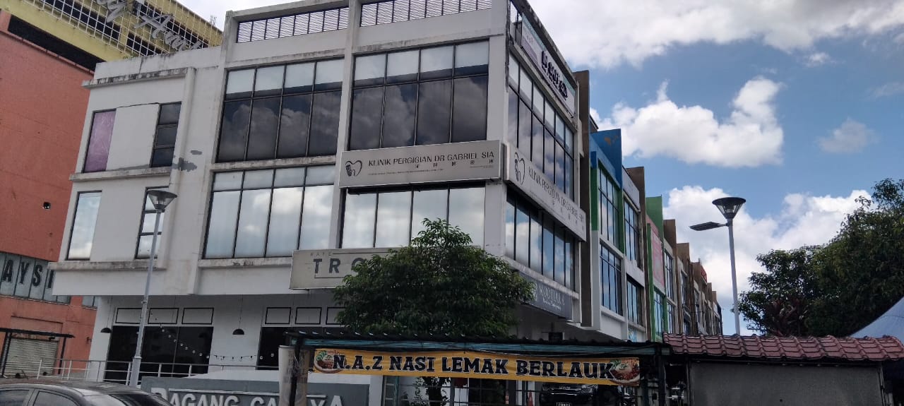 Cahaya Dagang, Shop
