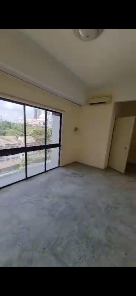 Antah Tower, Condominium