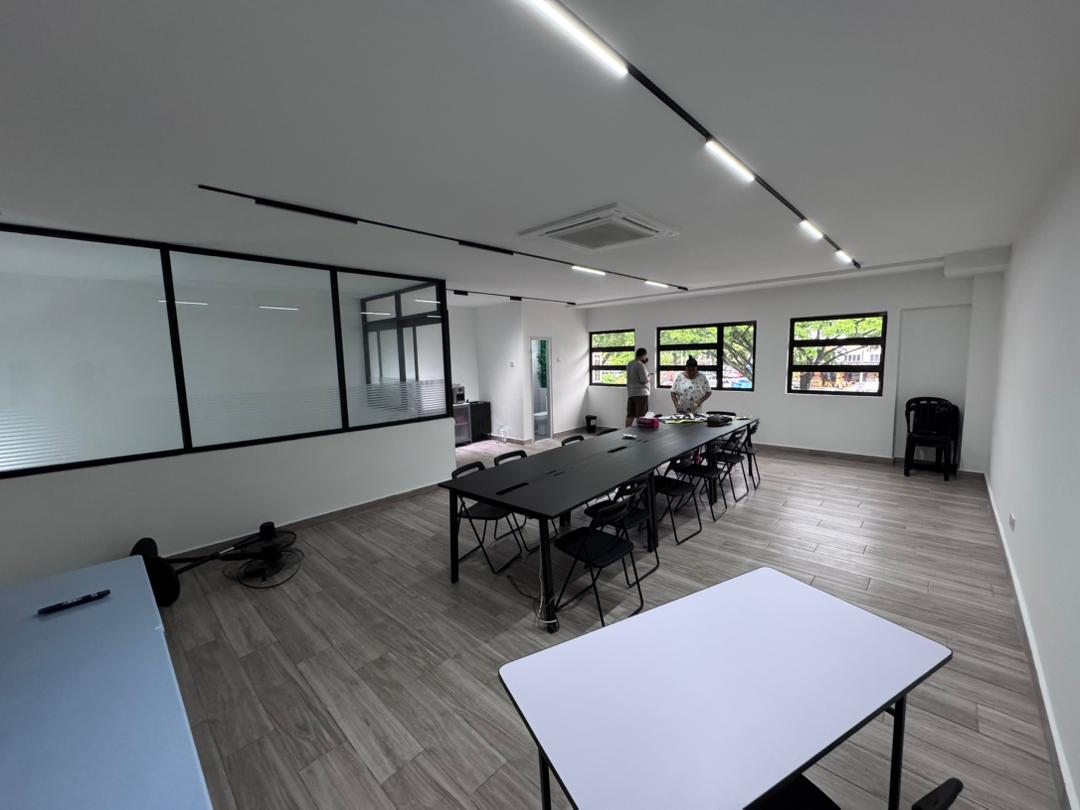 Pandan Indah Commercial, Office