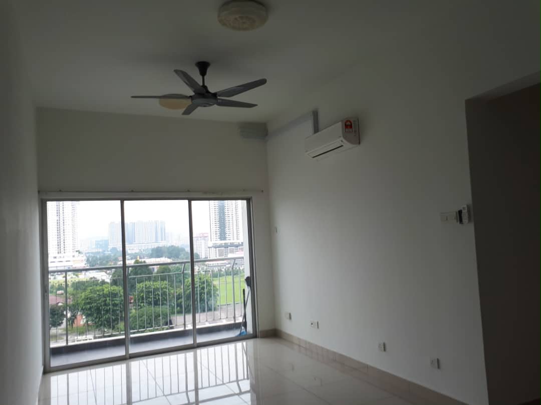 Zeta Deskye Residence, Condominium