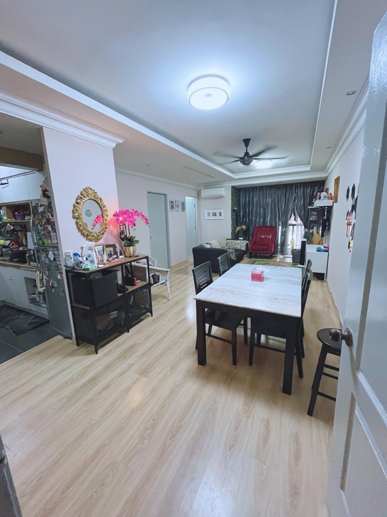 Apartment lakeview Selayang Sinland Real Estate