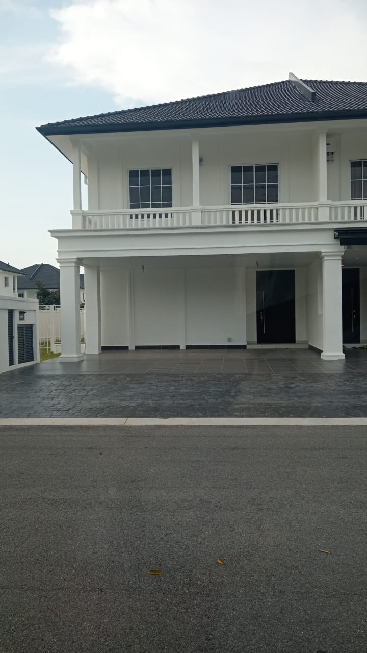 Eco Majestic, Semi-D