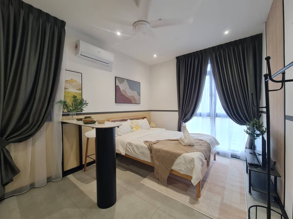 Neu Suites, Serviced Residence