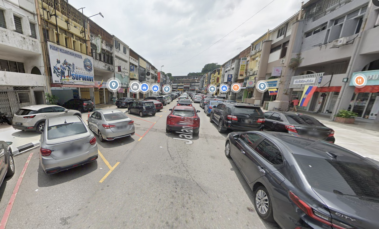 Jln Mega Mendung, Shop