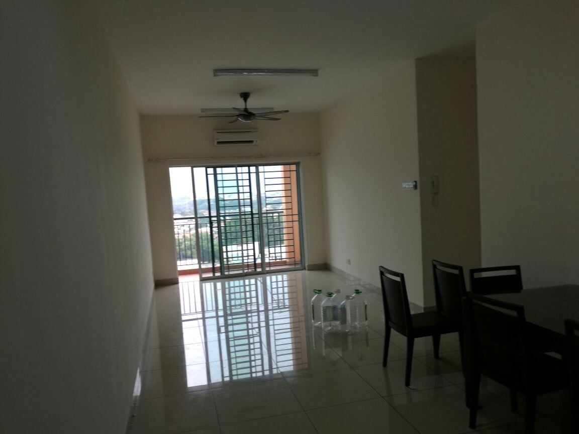 OUG Parklane Residence, Condominium