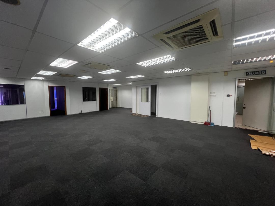 Jaya One, Office