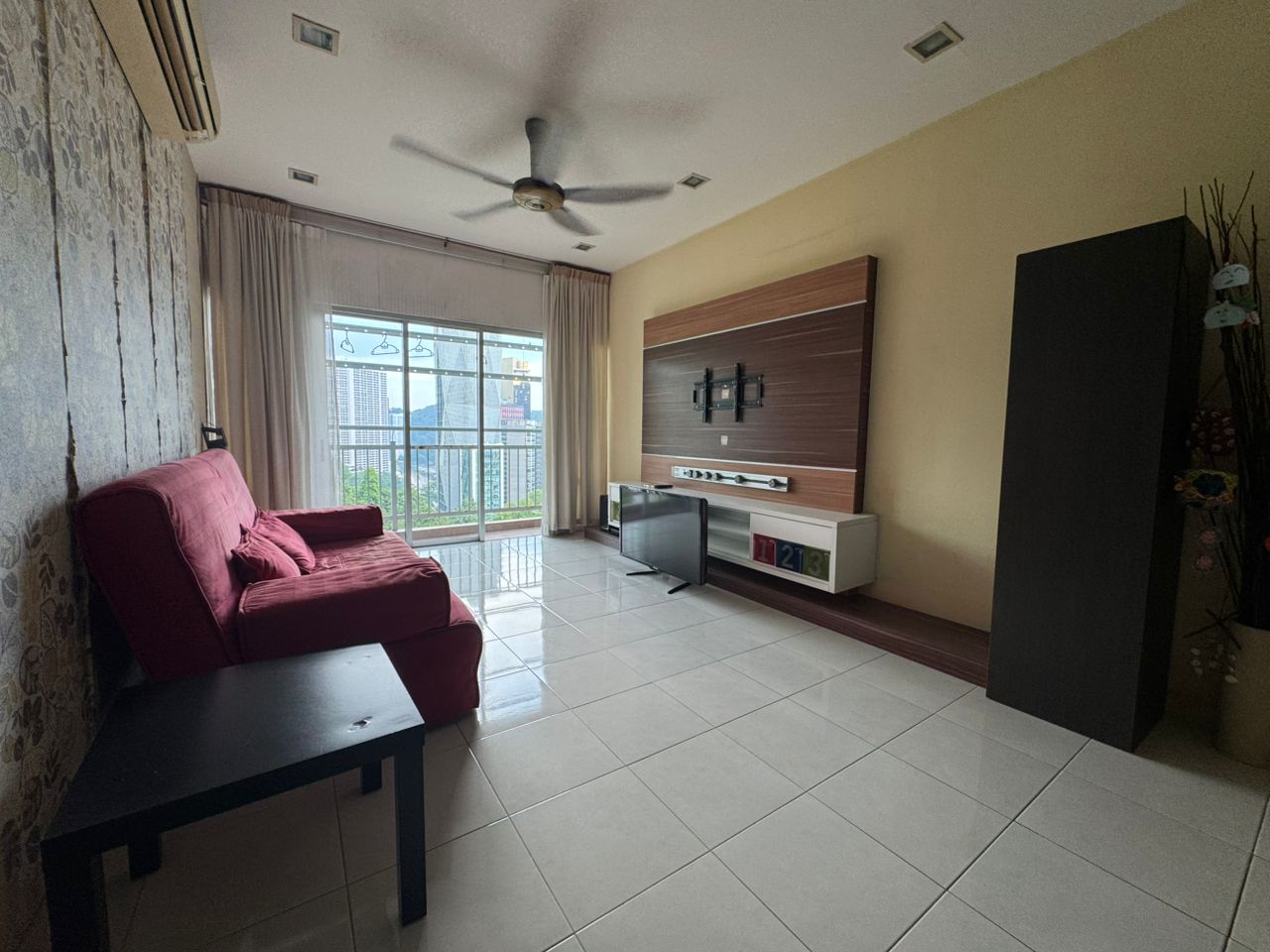 Metropolitan Square, Serviced Residence