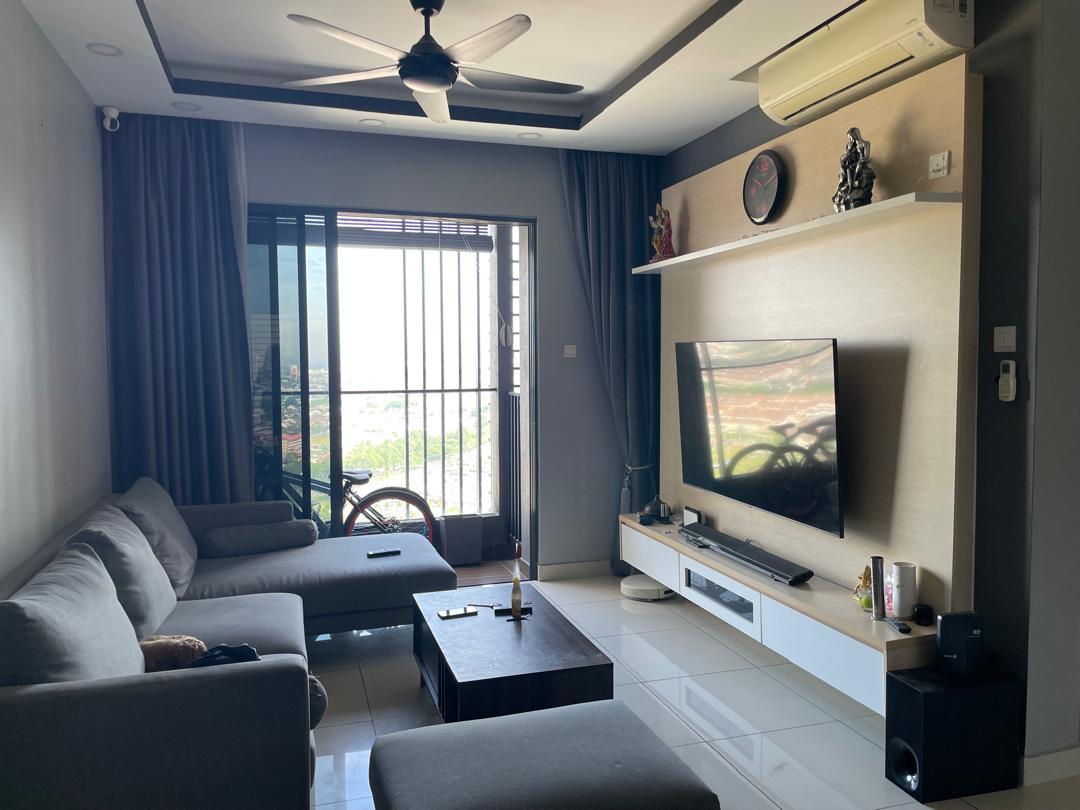 Legend Heights, Condominium