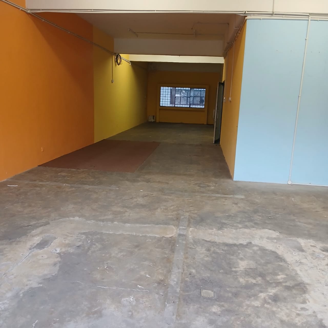 Taman Desa Bakti Selayang, Shop