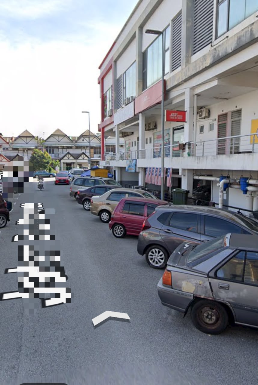 Taman Mulia, Shop
