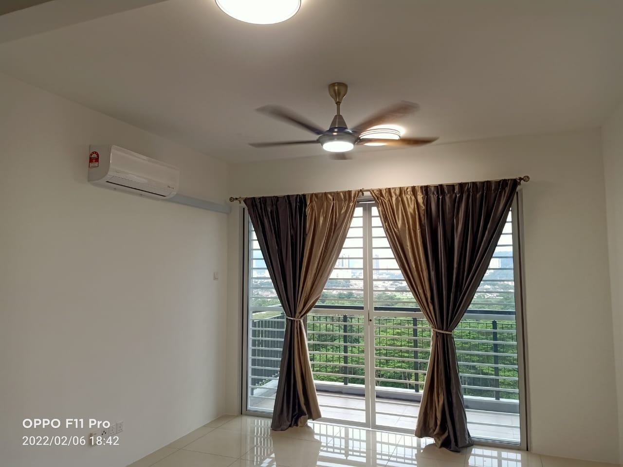 Platinum Splendor Residensi Semarak, Condominium