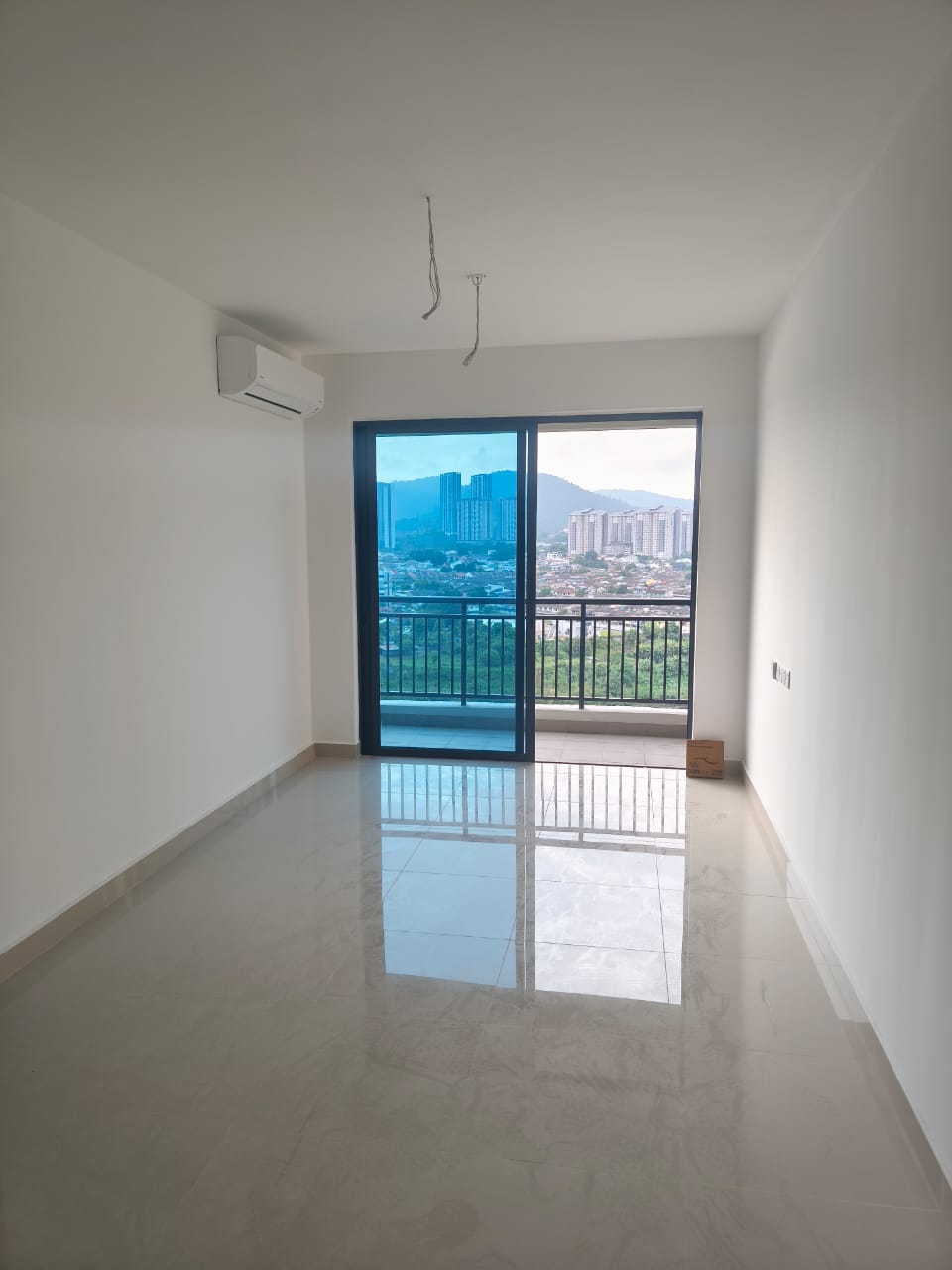 Baron Residence @ Lake City, Condominium
