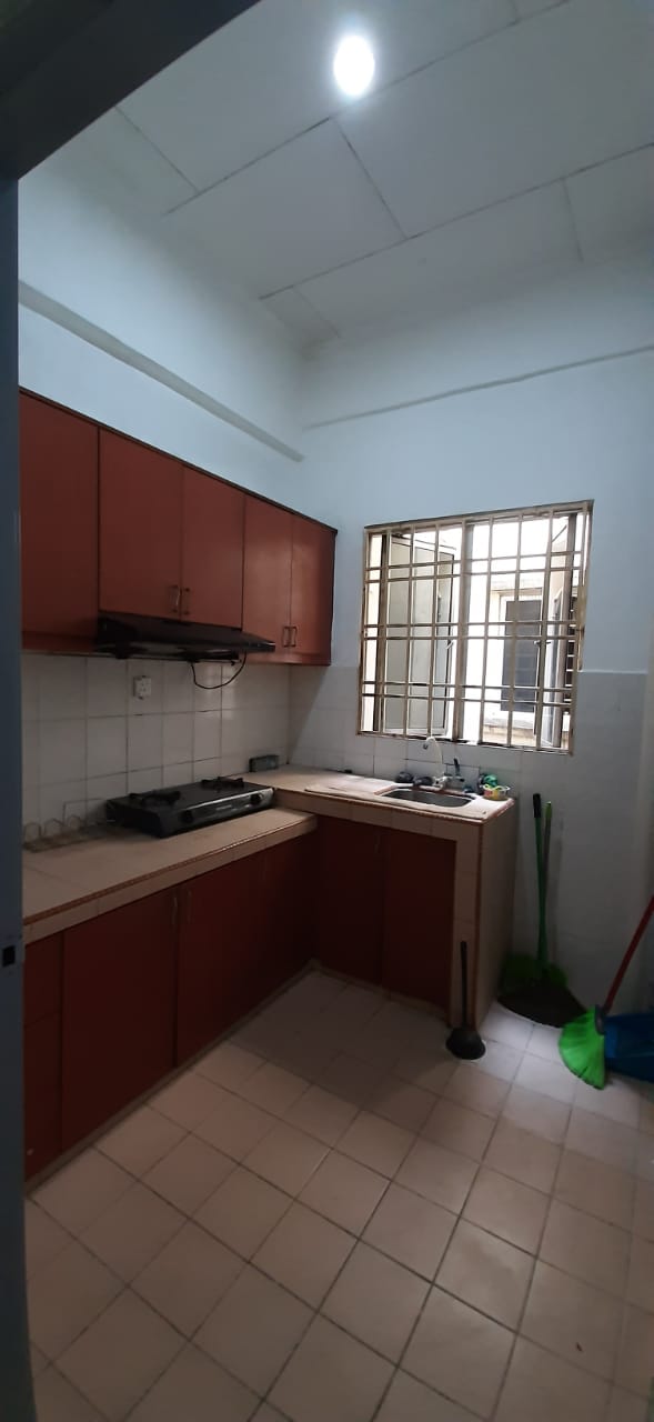 Apartment Sri Manja Square Petaling Jaya, Taman Petaling Utama